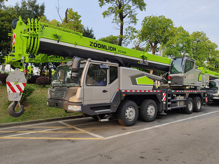 What Types Of Heavy Equipment Are Used In Asphalt Paving Projects